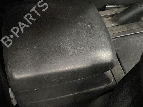 Armrest / Center console SUZUKI GRAND VITARA II (JT, TE, TD) 1.9 DDiS All-wheel Drive (JT419, TD44, JB419WD, JB419XD,... | BP33554528I20 - Image 2