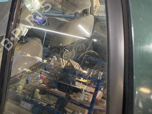 Szyba drzwi tylnych lewych SUZUKI GRAND VITARA I (FT, HT) 2.0 TD 4x4 (SQ420D) | BP30934136C20