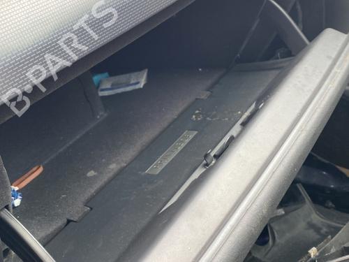 glove-box-renault-vel-satis-bj0_-2002-23785588 main image