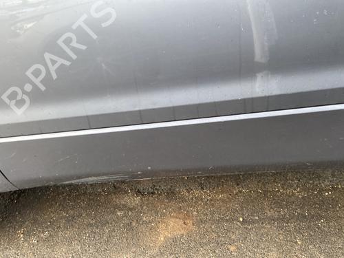 Used Door moulding trim SUZUKI GRAND VITARA II (JT, TE, TD) 1.9 DDiS All-wheel Drive (JT419, TD44, JB419WD, JB419XD,... (129 hp) 31908845