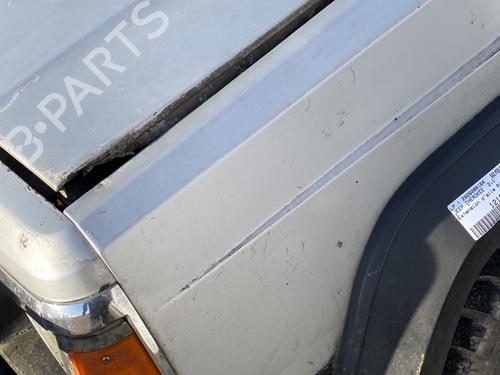 Forskærm venstre Forskærm venstre JEEP CHEROKEE (XJ) 2.1 TD (87 hp) 33051169 33051169
