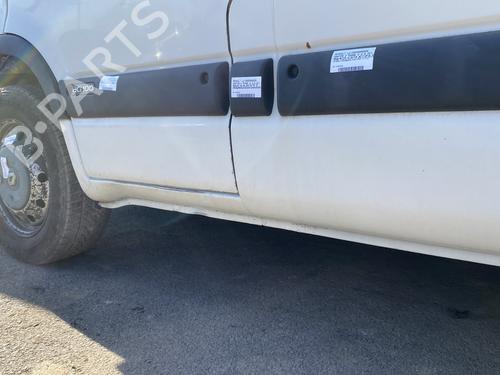 Left sideskirt RENAULT MASTER II Van (FD) 2.5 dCi 100 (FD0U, FD0V) | BP24983088C115 