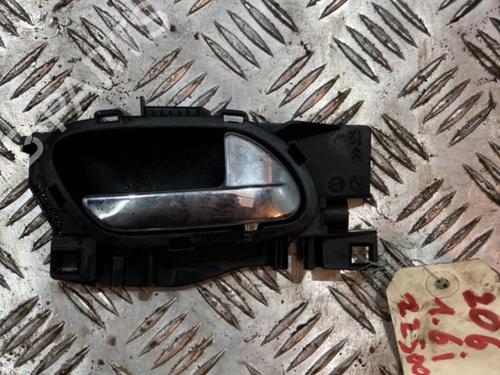 Used Rear right interior door handle PEUGEOT 3008 I MPV (0U_) 1.6 HDi (109 hp) 19912315