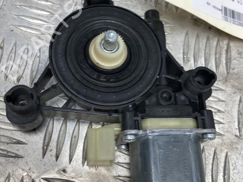 Used Right front window motor AUDI A3 (8V1, 8VK) 1.6 TDI (105 hp) 23782840