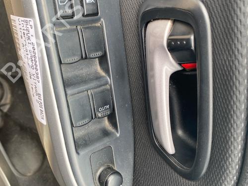 Left front window switch SUZUKI GRAND VITARA II (JT, TE, TD) 1.9 DDiS All-wheel Drive (JT419, TD44, JB419WD, JB419XD,... | BP35930447I27 - Image 3