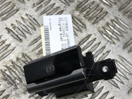 switch-citroen-c4-picasso-ii-98072635zd-2013-19907382 main image