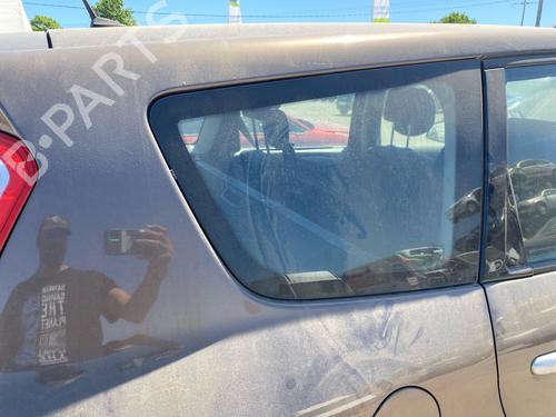 rear-right-quarter-glass-renault-scenic-iii-jz01_-2008-2009-2010-2011-2012-2013-2014-2015-2016-34380388 main image