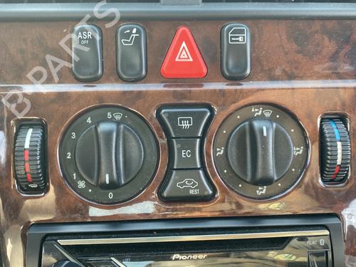Climate control MERCEDES-BENZ C-CLASS (W202) C 220 CDI (202.133) | BP30085505I5