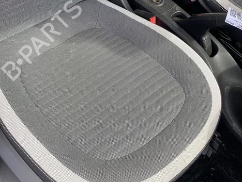 Used Right front seat RENAULT TWINGO III (BCM_, BCA_) 1.0 SCe 75 (73 hp) 28044596
