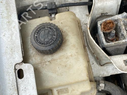 Used Power steering reservoir Power steering reservoir 36308981 36308981