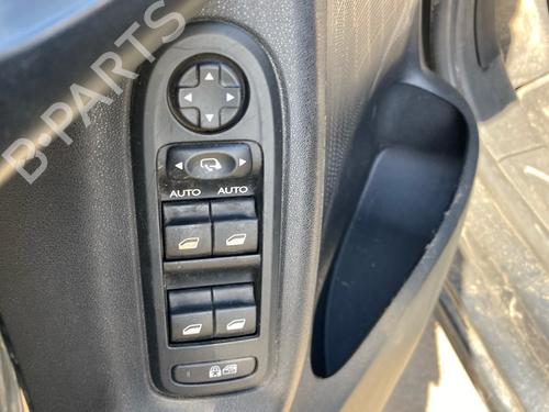 Left front window switch CITROËN C3 II (SC_) 1.6 HDi | BP36095202I27 - Image 2