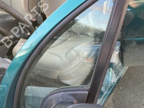 Used Front left quarter glass CITROËN C3 I (FC_, FN_) 1.4 i (73 hp) 21594989