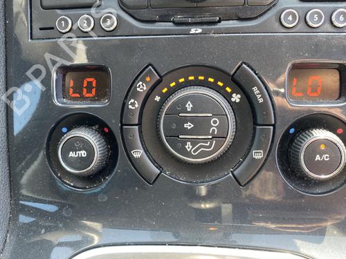 Climate control PEUGEOT 5008 (0U_, 0E_) 2.0 HDi 150 / BlueHDi 150 | BP26743782I5 