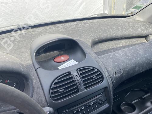 Dashboard PEUGEOT 206 Hatchback (2A/C) 2.0 HDI 90 | BP26006482C46 