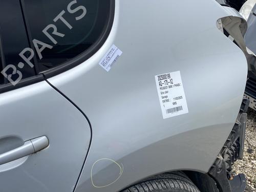 Sidevegg venstre PEUGEOT 3008 I MPV (0U_) 2.0 HDi 150 / BlueHDi 150 (150 hp) 24296843