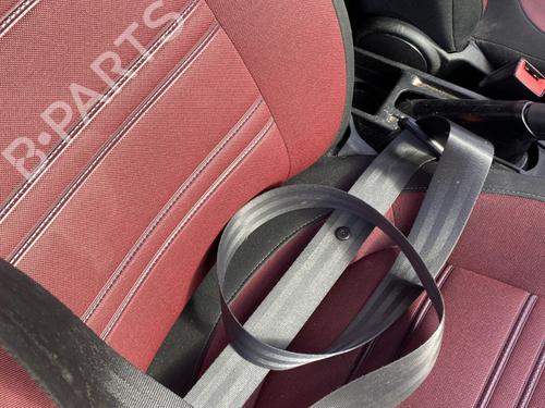 front-right-seatbelt-fiat-punto-199_-2012-24503467 main image