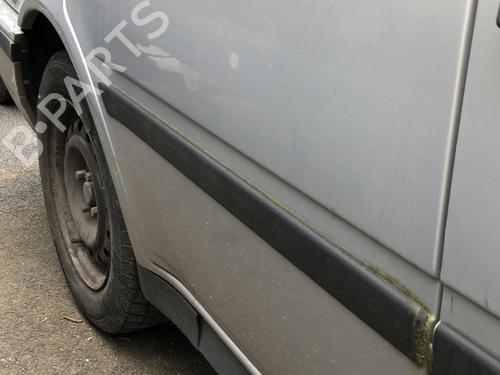 Dør højre bagtil Dør højre bagtil 19906515 19906515