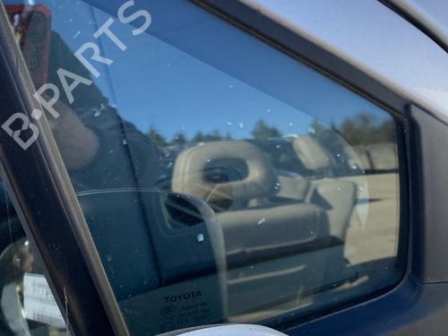 Used Front right quarter glass TOYOTA YARIS (_P13_) 1.5 Hybrid (NHP130_, NHP130) (101 hp) 24408708