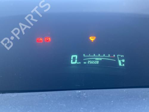 Used Instrument cluster Instrument cluster TOYOTA YARIS (_P9_) 1.4 D-4D (NLP90_, NLP90R) (90 hp) 33553824 33553824