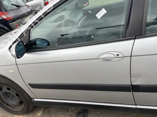 Used Left front door CITROËN C5 II (RC_) 1.6 HDi (RC8HZB) (109 hp) 26384712