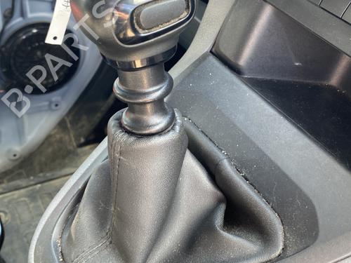 Used Gear lever PEUGEOT EXPERT Van (V_) 1.6 BlueHDi 115 (115 hp) 25588304