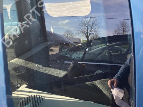 rear-left-door-window-renault-kangoo-express-fc01_-1997-32477103 main image