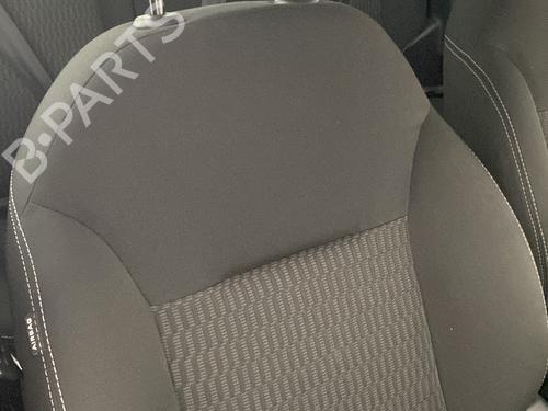 Right front seat PEUGEOT 208 I (CA_, CC_) 1.6 HDi / BlueHDi 75 | BP30760531C16