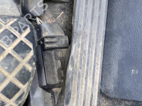 pedal-vw-touran-1t1-1t2-2003-2004-2005-2006-2007-2008-2009-2010-2011-29979867 main image