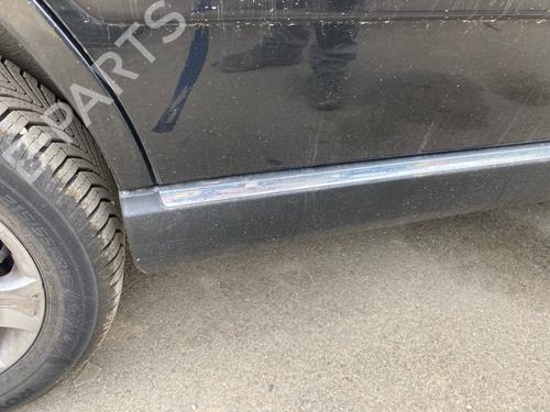 Used Right sideskirt Right sideskirt 39167659 39167659