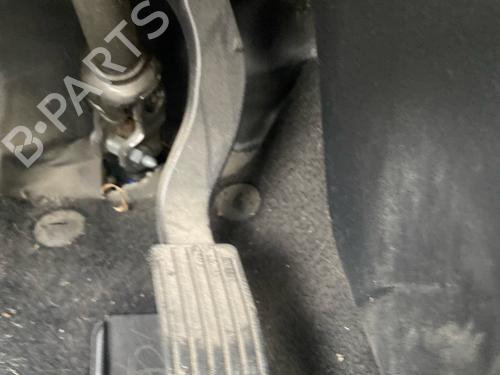 Used Pedal Pedal 37527000 37527000