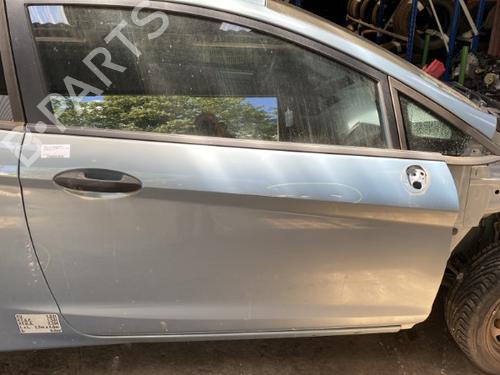 Used Right front door FORD FIESTA VI (CB1, CCN) 1.4 TDCi (68 hp) 22110250