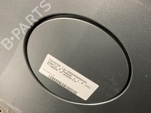 Tanklokket TOYOTA YARIS (_P9_) 1.4 D-4D (NLP90_, NLP90R) (90 hp) 19907749