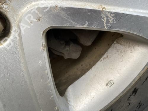 Used Left front brake caliper Left front brake caliper 31908886 31908886