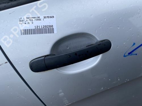 front-right-exterior-door-handle-seat-altea-5p1-2004-2005-2006-2007-2008-2009-2010-2011-2012-2013-2014-2015-32295160 main image