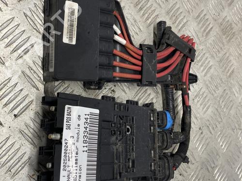 Used Electronic module RENAULT MEGANE III Hatchback (BZ0/1_, B3_) 1.5 dCi (BZ09, BZ0D, BZ1W, BZ29, BZ14) (110 hp) 31050663