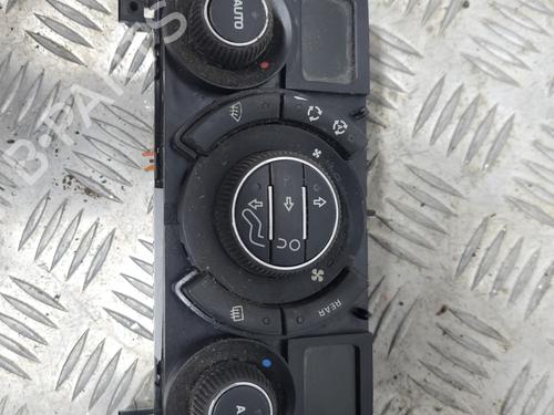 Used Climate control PEUGEOT 5008 (0U_, 0E_) 1.6 HDi (114 hp) 23783906