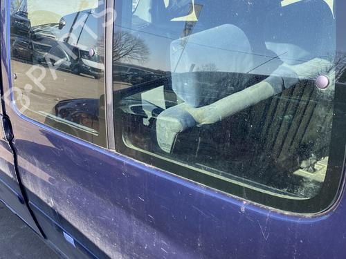 Used Rear left quarter glass CITROËN BERLINGO / BERLINGO FIRST MPV (MF_, GJK_, GFK_) 1.9 D (MFDJY) (68 hp) 24400377