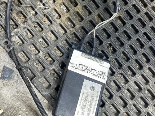 Used Electronic module VW TOUAREG (7LA, 7L6, 7L7) 3.0 V6 TDI (240 hp) 26276815