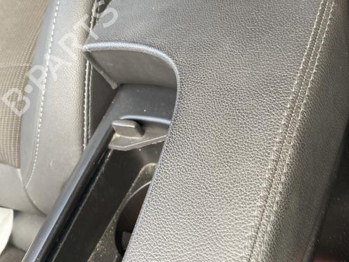 Used Armrest / Center console Armrest / Center console OPEL INSIGNIA A (G09) 2.0 CDTI (68) (131 hp) 30889985 30889985