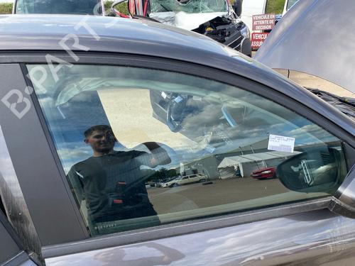 front-right-door-window-peugeot-208-i-ca_-cc_-2012-2013-2014-2015-2016-2017-2018-2019-2020-2021-36248390 main image