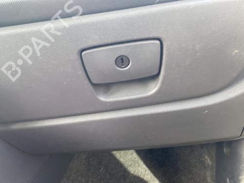 Used Glove box CITROËN NEMO MPV 1.4 HDi (68 hp) 26940154