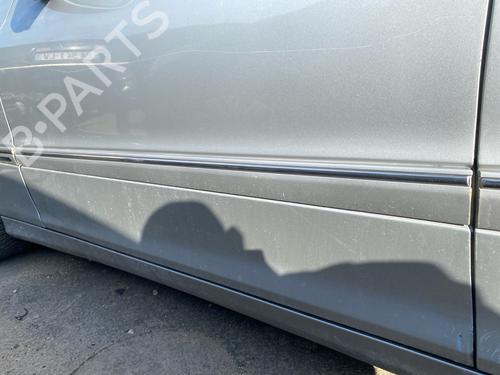 door-moulding-trim-mercedes-benz-c-class-w203-2000-2001-2002-2003-2004-2005-2006-2007-37611887 main image
