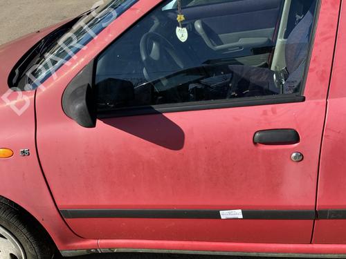 Used Left front door FIAT PUNTO (176_) 55 1.1 (54 hp) 23994026
