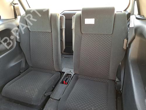 Used Rear seat (3rd row) Rear seat (3rd row) OPEL ZAFIRA A MPV (T98) 2.0 DTI 16V (F75) (101 hp) 21373454 21373454