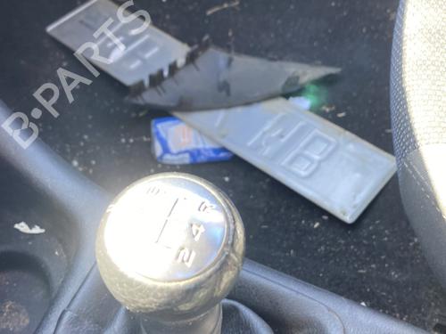 shift-knob-peugeot-206-2l_-2m_-2009-2010-2011-2012-2013-28001988 main image