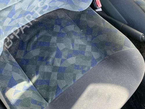 Stol høyre foran RENAULT MEGANE I (BA0/1_) 2.0 i (BA0G) (114 hp) 32734267