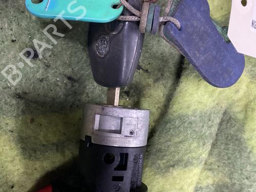 Used Ignition barrel Ignition barrel RENAULT MASTER III Van (FV) 2.3 dCi 125 FWD (FV0C, FV0D, FV0G, FV0H, FV0J, FV0K,... (125 hp) 33201142 33201142