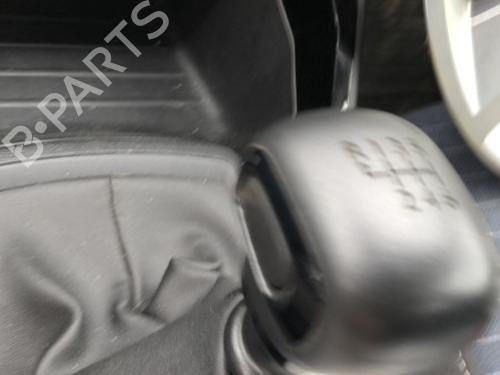Used Gear lever PEUGEOT 208 II (UB_, UP_, UW_, UJ_) 1.5 BlueHDI 100 (102 hp) 22122986