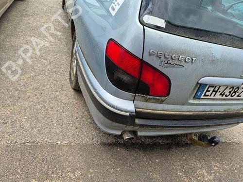 Used Left taillight Left taillight 22121728 22121728