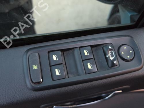 left-front-window-switch-peugeot-807-eb_-2002-31050637 main image